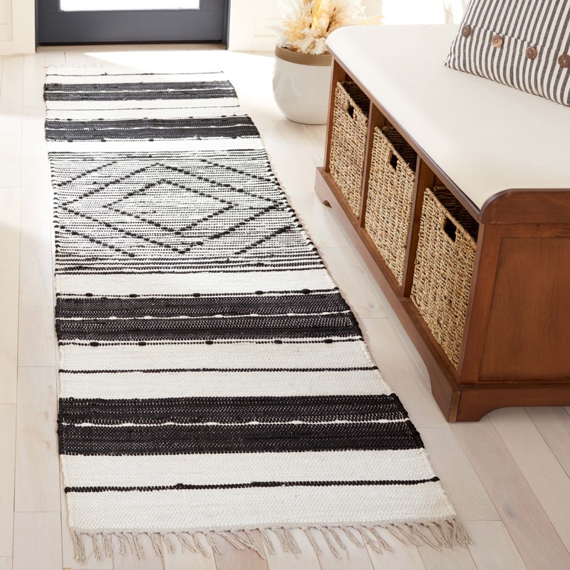 Safavieh Striped Kilim 200 Rug, STK200