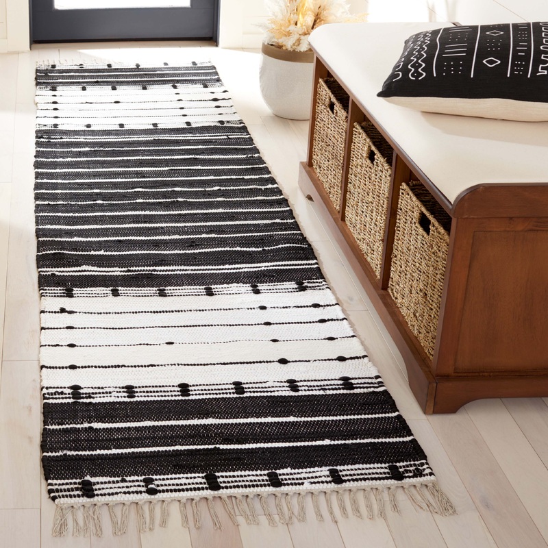Safavieh Striped Kilim 202 Rug, STK202