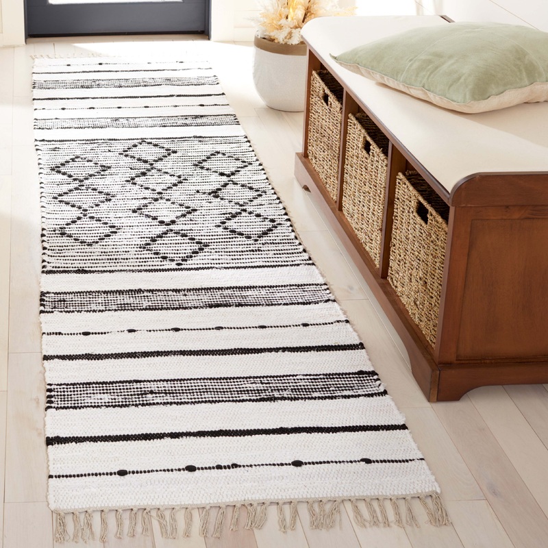 Safavieh Striped Kilim 203 Rug, STK203