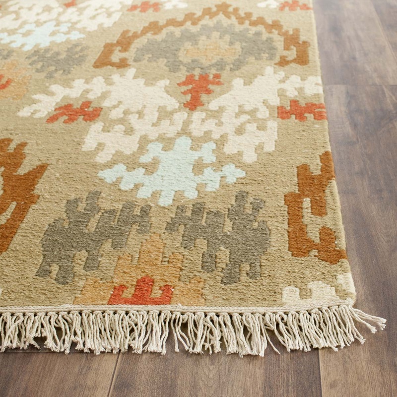 Safavieh Sumak 437 Rug, SUM437