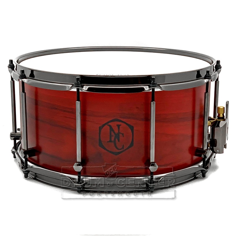 Noble & Cooley Solid Shell Classic Walnut Snare Drum 14x7 Trans Red Super Matte w/Black Hw