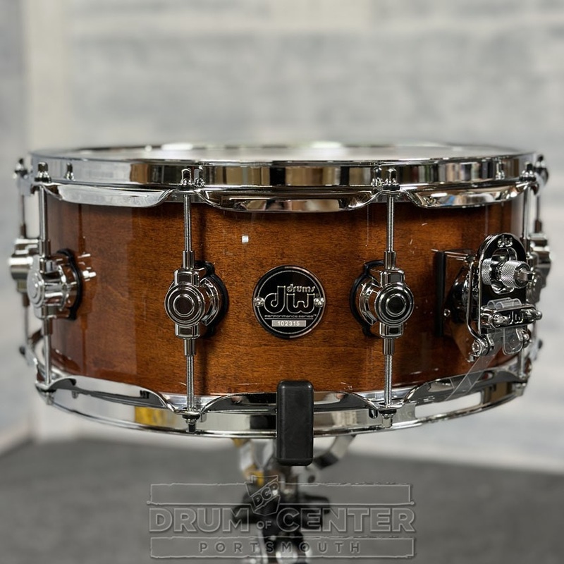 DW Performance Snare Drum 14x5.5 Walnut Lacquer - DCP Exclusive!