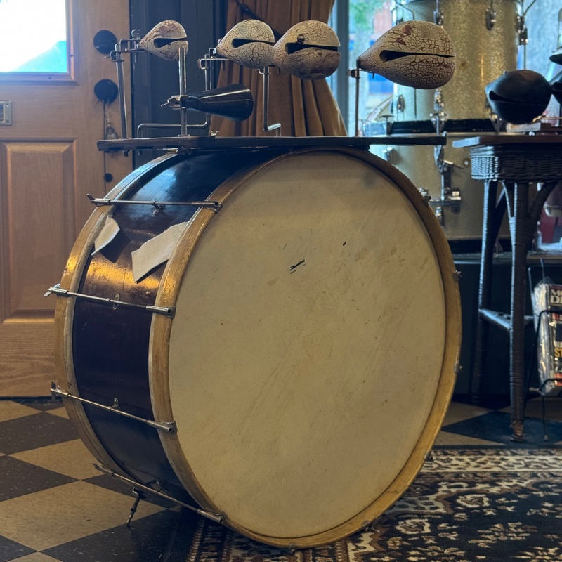 VINTAGE 1930's Leedy Bass 14x26 Drum and Duplex Trap Table - Natural Mahogany