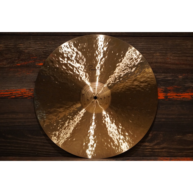 Paiste 20" Signature Traditionals Light Ride Cymbal - 1947g