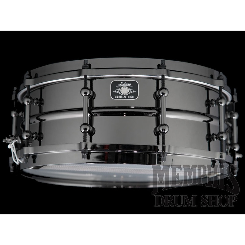 Ludwig 14x5.5 Universal Black Brass Snare Drum with Black Hardware
