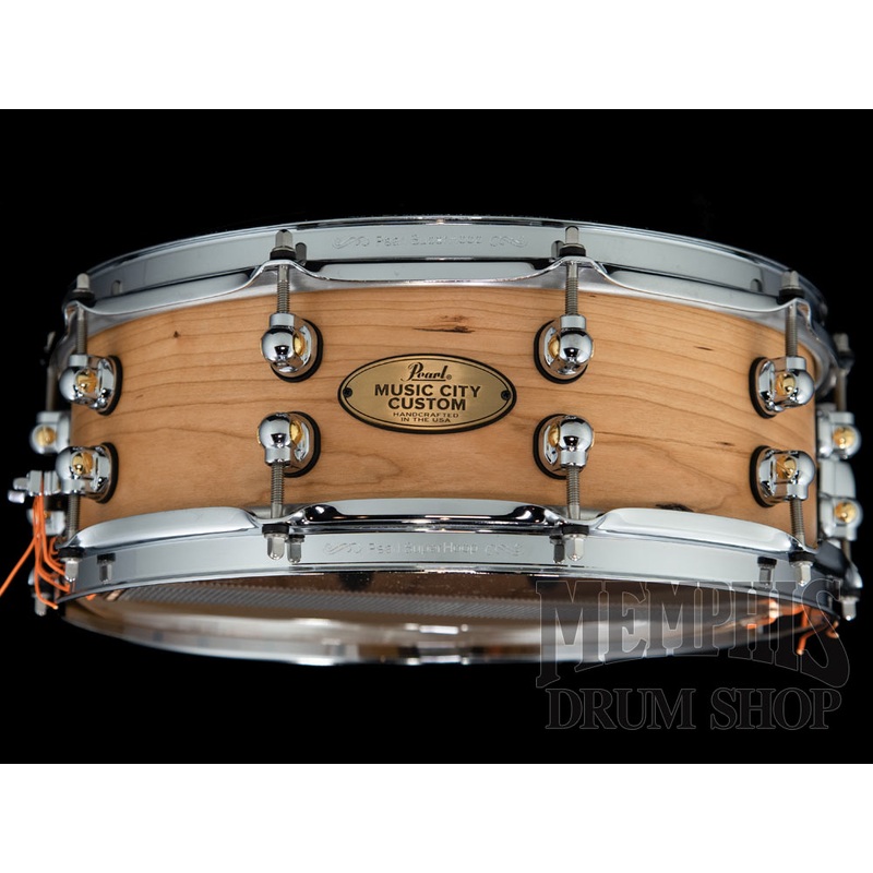 Pearl 14x5 Music City Custom Solid Cherry Snare Drum