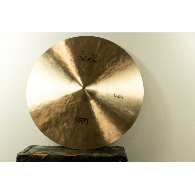 Leon 22" Vintage Medium With Taper Ride Cymbal 2875g