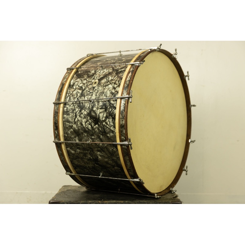 1938 Ludwig 14x28 Artist's Model Black Diamond Pearl Bass Drum