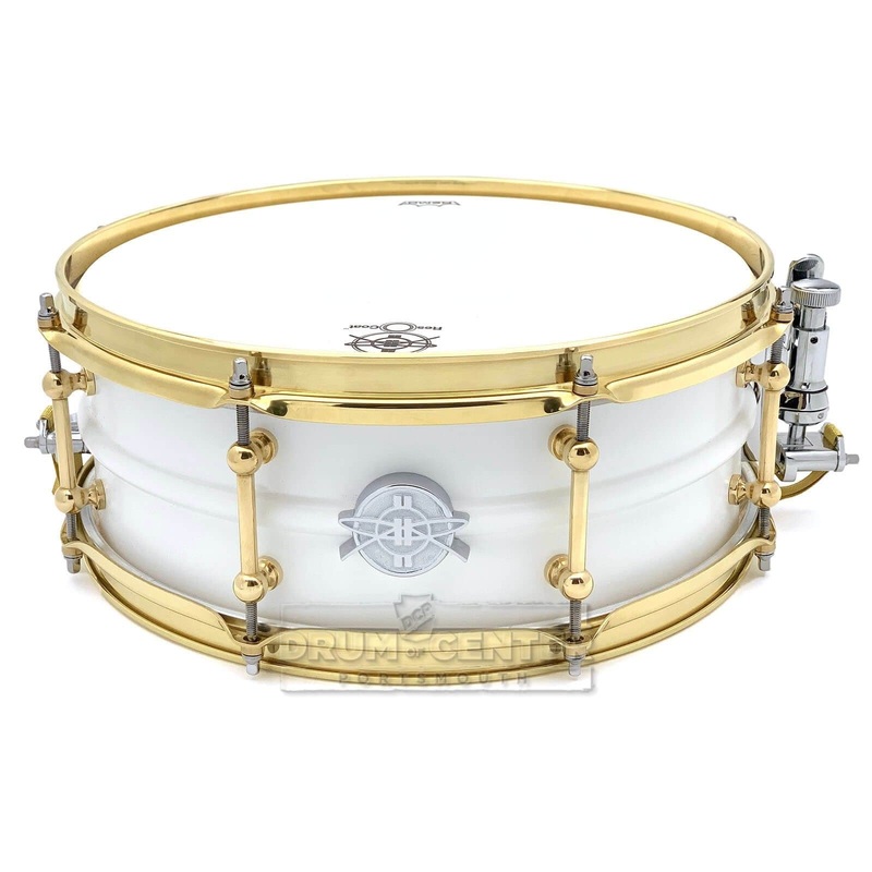 Dunnett Classic 2N High Carbon Steel Snare Drum 14x5.5 Matte White w/Brass Hw
