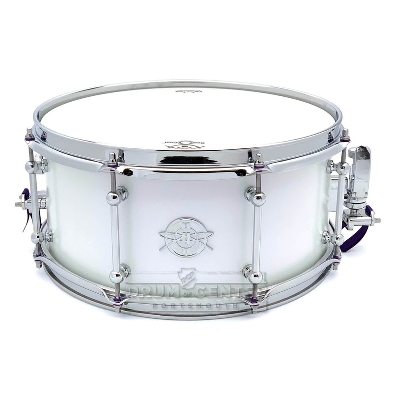 Dunnett Classic Titanium Snare Drum 14x6.5 Matte Pearlescent White
