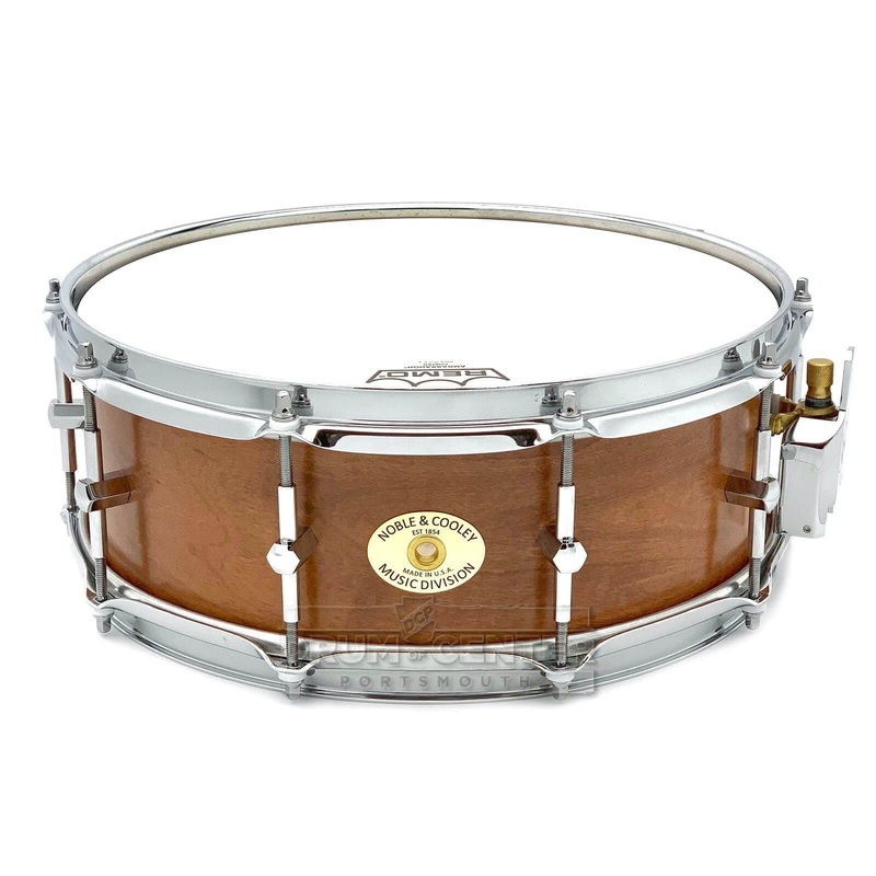 Noble & Cooley Solid Shell Classic Maple Snare Drum 14x5 Honey Maple Satin w/Chrome Hardware